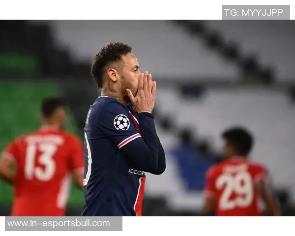 在巴黎时内马尔邀你夜店狂欢吗西蒙斯回应称那时我仅17岁